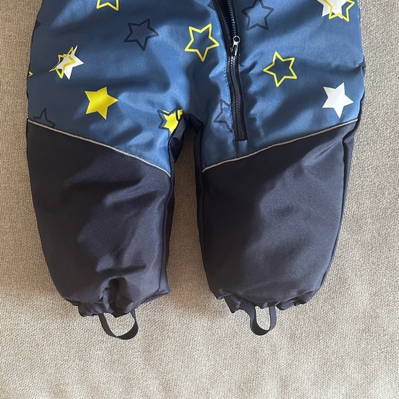 Star Patterned Baby Snowsuit - Picture 2 of 11